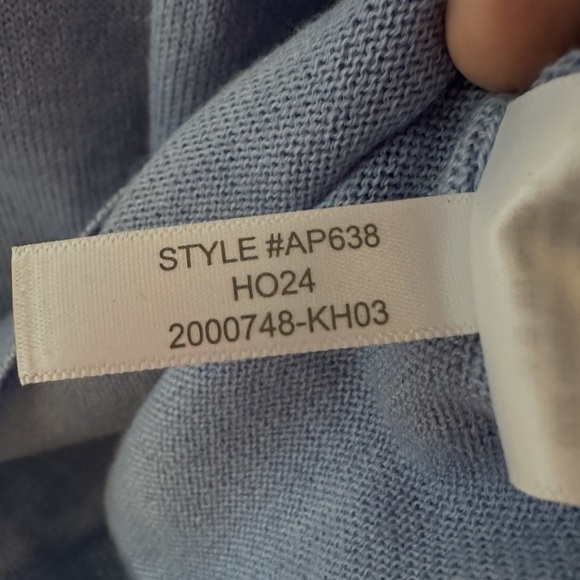 J. Crew Merino wool-blend crewneck Blue sweater Size Medium - Picture 6 of 6